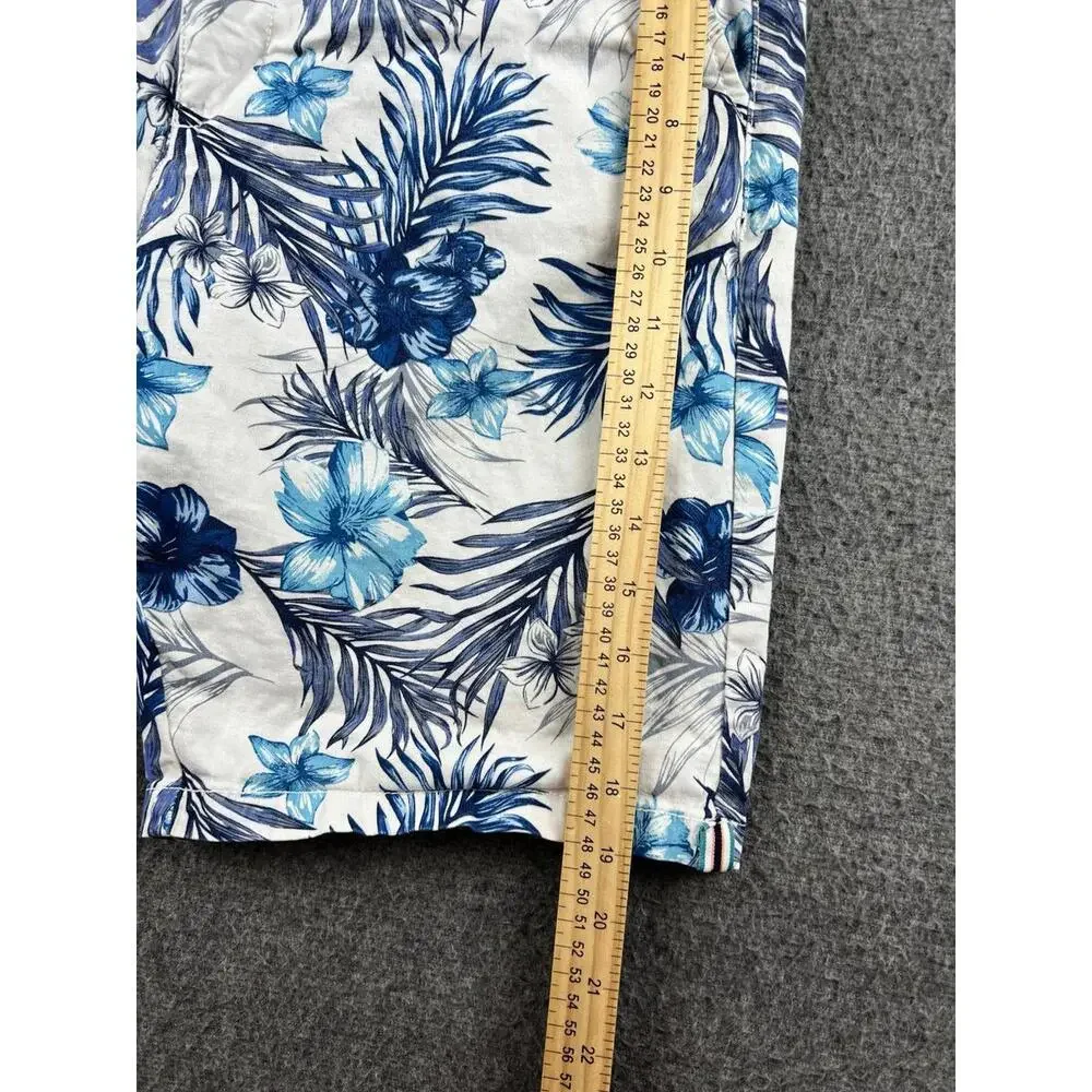 Cactus Man Men's Floral Print Bermuda Shorts‎ Size 34